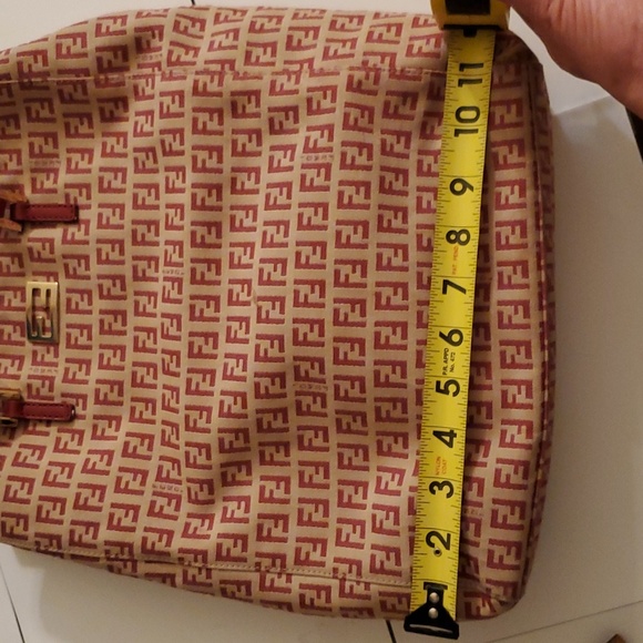 🤩Fendi Zucchino red canvas tote open top middle interior zipper compartment - Picture 15 of 16